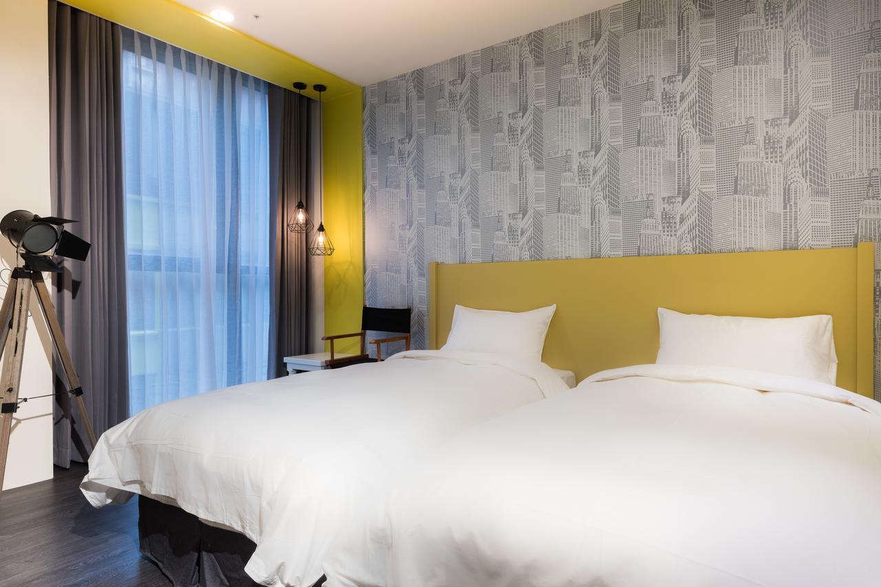 Hotel Half Ταϊχούνγκ Εξωτερικό φωτογραφία