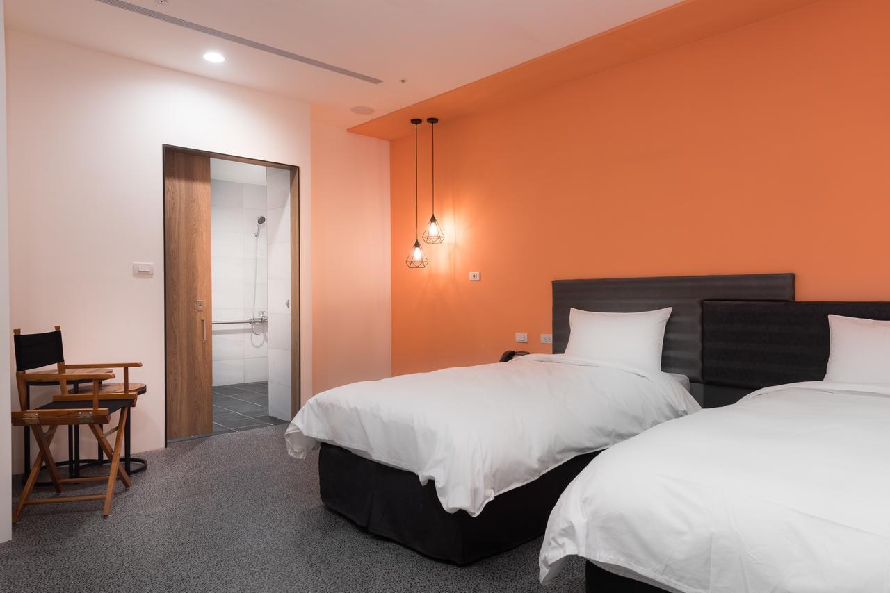 Hotel Half Ταϊχούνγκ Εξωτερικό φωτογραφία